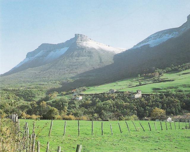 VALLE DE MENA